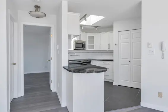 404 245 St. Davids Avenue, North Vancouver For Sale - image 27