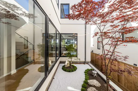 840 East 14th Street, North Vancouver For Sale - image 18