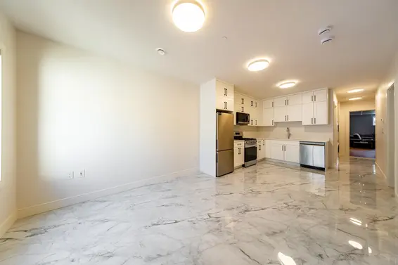 840 East 14th Street, North Vancouver For Sale - image 37
