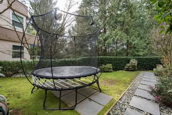 6 2425 Edgemont Boulevard, North Vancouver For Sale - image 31