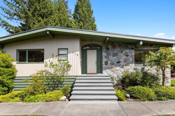 712 Fairway Drive, North Vancouver