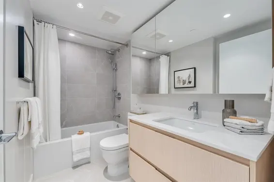 610 1500 Fern Street, North Vancouver For Sale - image 17