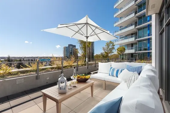 610 1500 Fern Street, North Vancouver For Sale - image 2