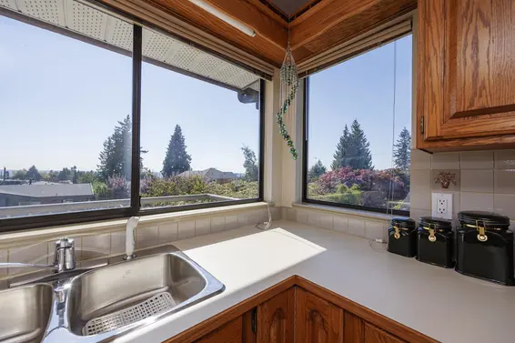 512 East 18th Street, North Vancouver For Sale - image 13