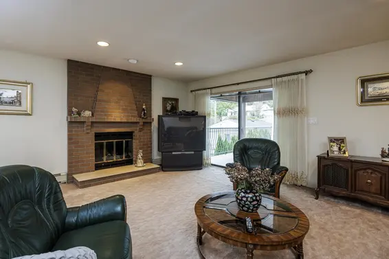 512 East 18th Street, North Vancouver For Sale - image 17