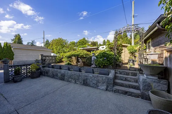 512 East 18th Street, North Vancouver For Sale - image 38