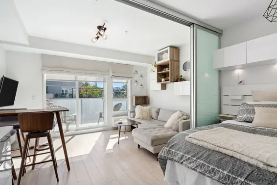 307 711 West 14Th Street, North Vancouver