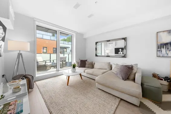 35 720 East 3rd Street, North Vancouver For Sale - image 14