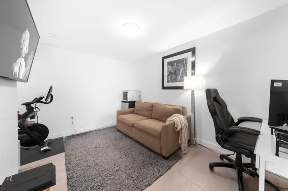 35 720 East 3rd Street, North Vancouver For Sale - image 28