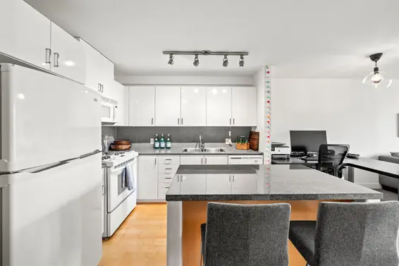 707 155 West 1st Street, North Vancouver For Sale - image 10