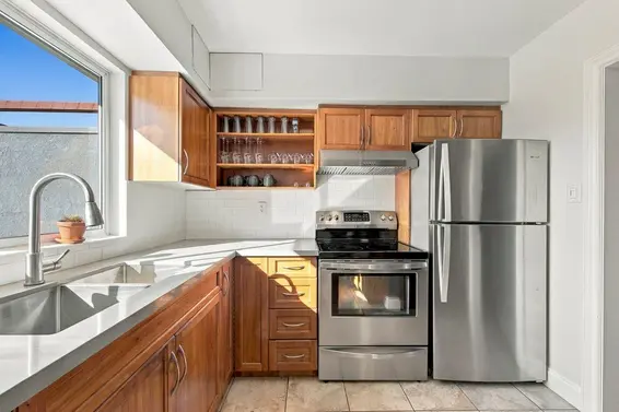 355 East 4th Street, North Vancouver For Sale - image 10
