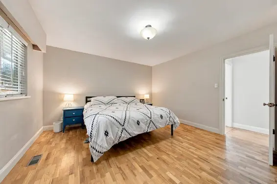 355 East 4th Street, North Vancouver For Sale - image 19