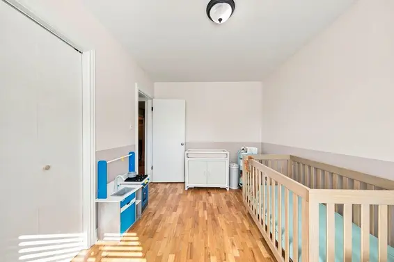 355 East 4th Street, North Vancouver For Sale - image 24