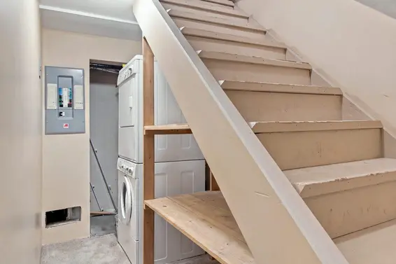 355 East 4th Street, North Vancouver For Sale - image 25