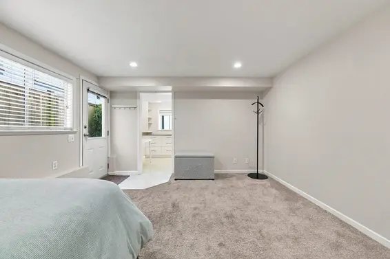 355 East 4th Street, North Vancouver For Sale - image 27