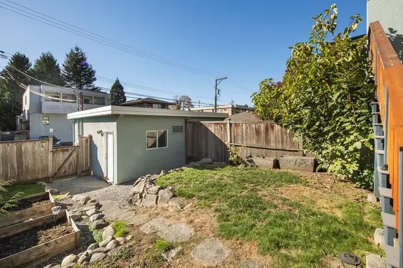 355 East 4th Street, North Vancouver For Sale - image 32