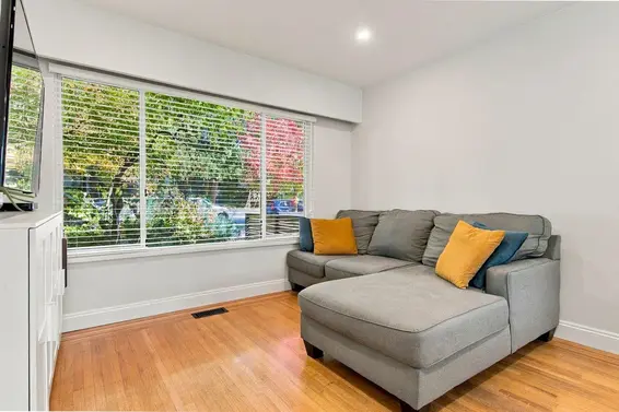 355 East 4th Street, North Vancouver For Sale - image 6