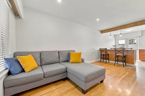 355 East 4th Street, North Vancouver For Sale - image 7