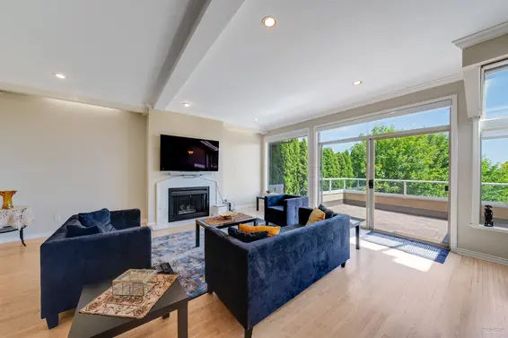 2208 Chairlift Road, West Vancouver For Sale - image 17