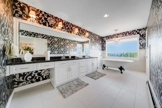 2208 Chairlift Road, West Vancouver For Sale - image 25