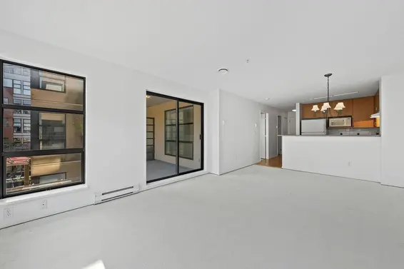 306 124 West 3rd Street, North Vancouver For Sale - image 4