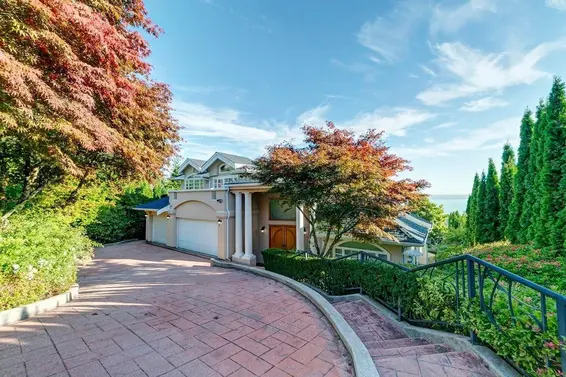 2336 Westhill Drive, West Vancouver