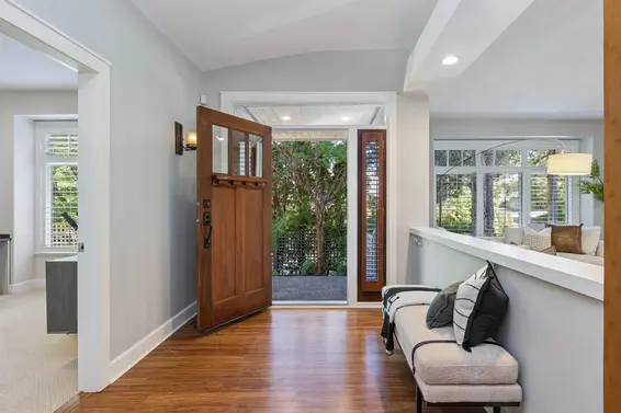4789 Headland Drive, West Vancouver For Sale - image 2