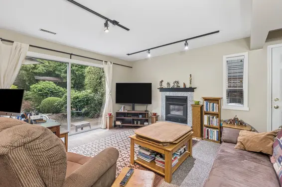 950 Roche Point Drive, North Vancouver For Sale - image 18