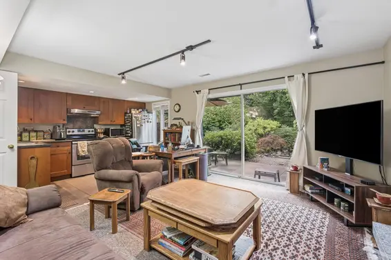 950 Roche Point Drive, North Vancouver For Sale - image 19