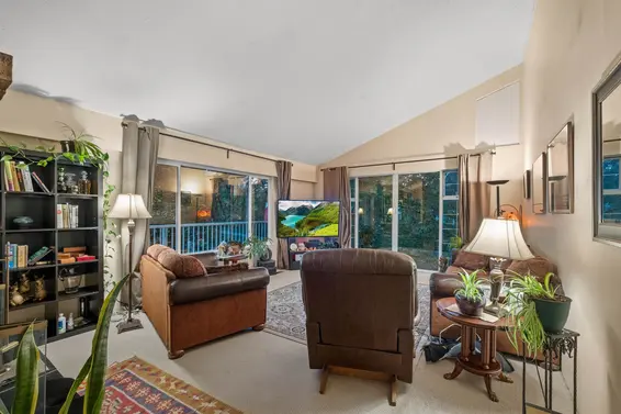 3602 Regent Avenue, North Vancouver For Sale - image 3