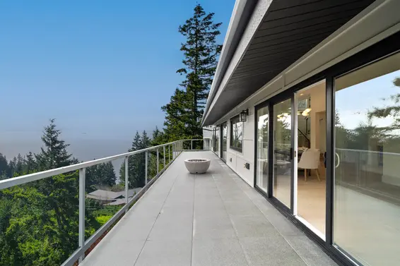6230 Summit Avenue, West Vancouver For Sale - image 20