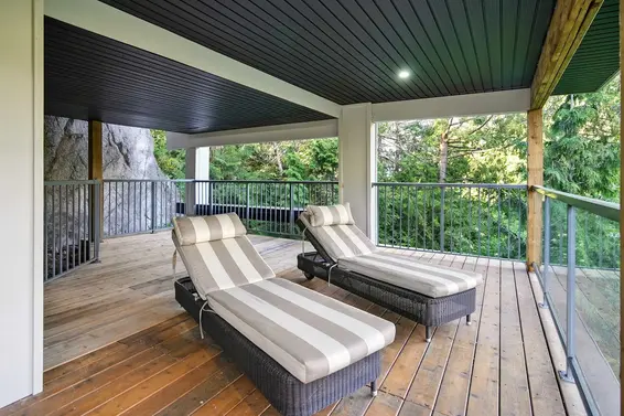 6230 Summit Avenue, West Vancouver For Sale - image 37