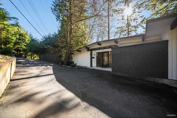 4880 Skyline Drive, North Vancouver For Sale - image 34