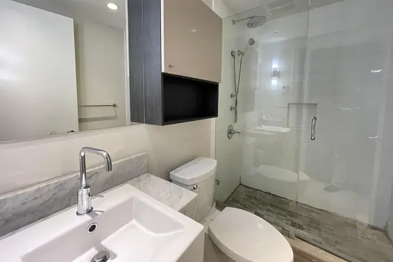 100 888 Arthur Erickson Place, West Vancouver For Sale - image 10
