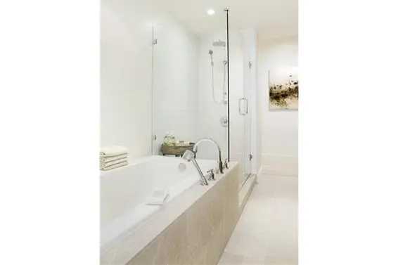 100 888 Arthur Erickson Place, West Vancouver For Sale - image 3