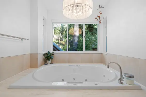 4411 Stone Crescent, West Vancouver For Sale - image 21