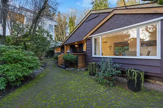 4411 Stone Crescent, West Vancouver For Sale - image 39