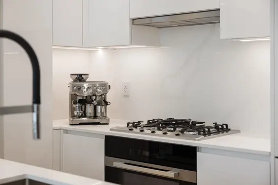 TH8 135 East 13th Street, North Vancouver For Sale - image 13