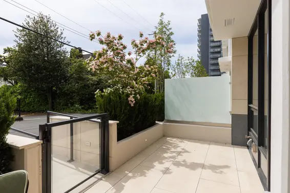 TH8 135 East 13th Street, North Vancouver For Sale - image 27