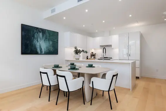 TH8 135 East 13th Street, North Vancouver For Sale - image 9