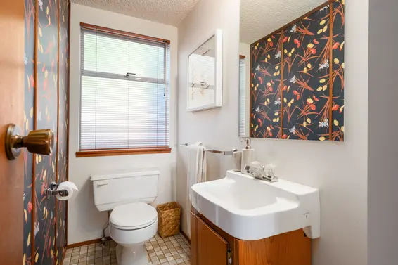 551 Palisade Drive, North Vancouver For Sale - image 19