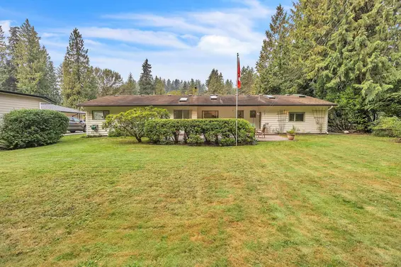 1372 Riverside Drive, North Vancouver For Sale - image 30