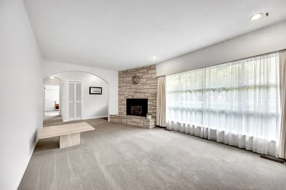 1372 Riverside Drive, North Vancouver For Sale - image 7