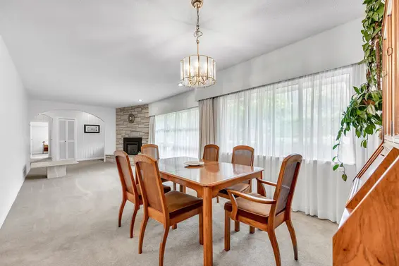 1372 Riverside Drive, North Vancouver For Sale - image 8