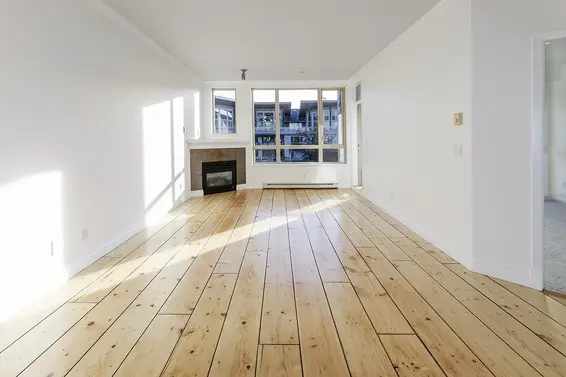 580 Raven Woods Drive, North Vancouver For Sale - image 3