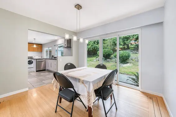 4037 Ripple Road, West Vancouver For Sale - image 12