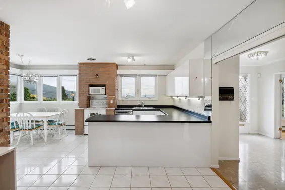72 Bonnymuir Drive, West Vancouver For Sale - image 17