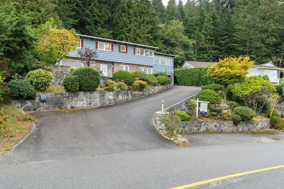 72 Bonnymuir Drive, West Vancouver For Sale - image 3
