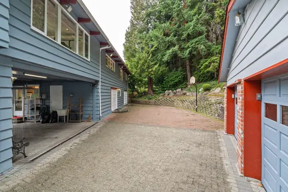 72 Bonnymuir Drive, West Vancouver For Sale - image 4