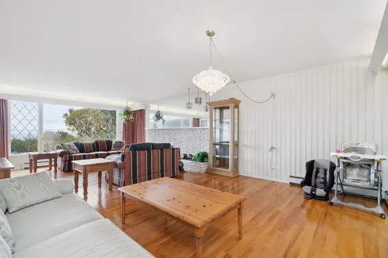 72 Bonnymuir Drive, West Vancouver For Sale - image 9